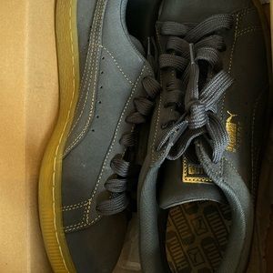 PUMA Suede Grey Shoes